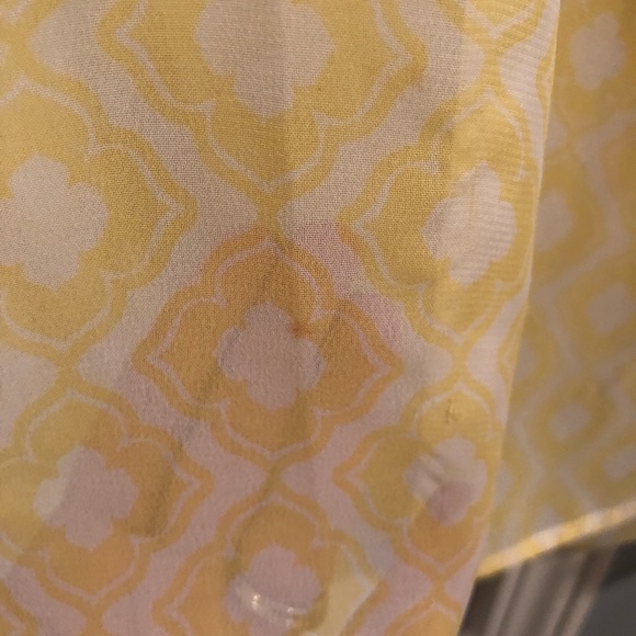 Yellow blouse 🥑🥑🥑 - Picture 2 of 5